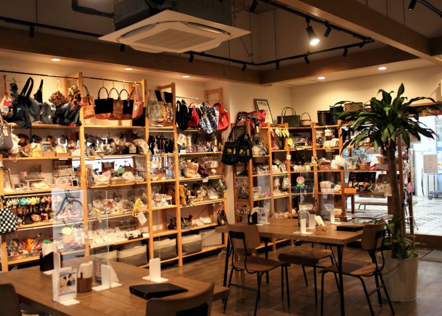 小箱ショップ店内の写真